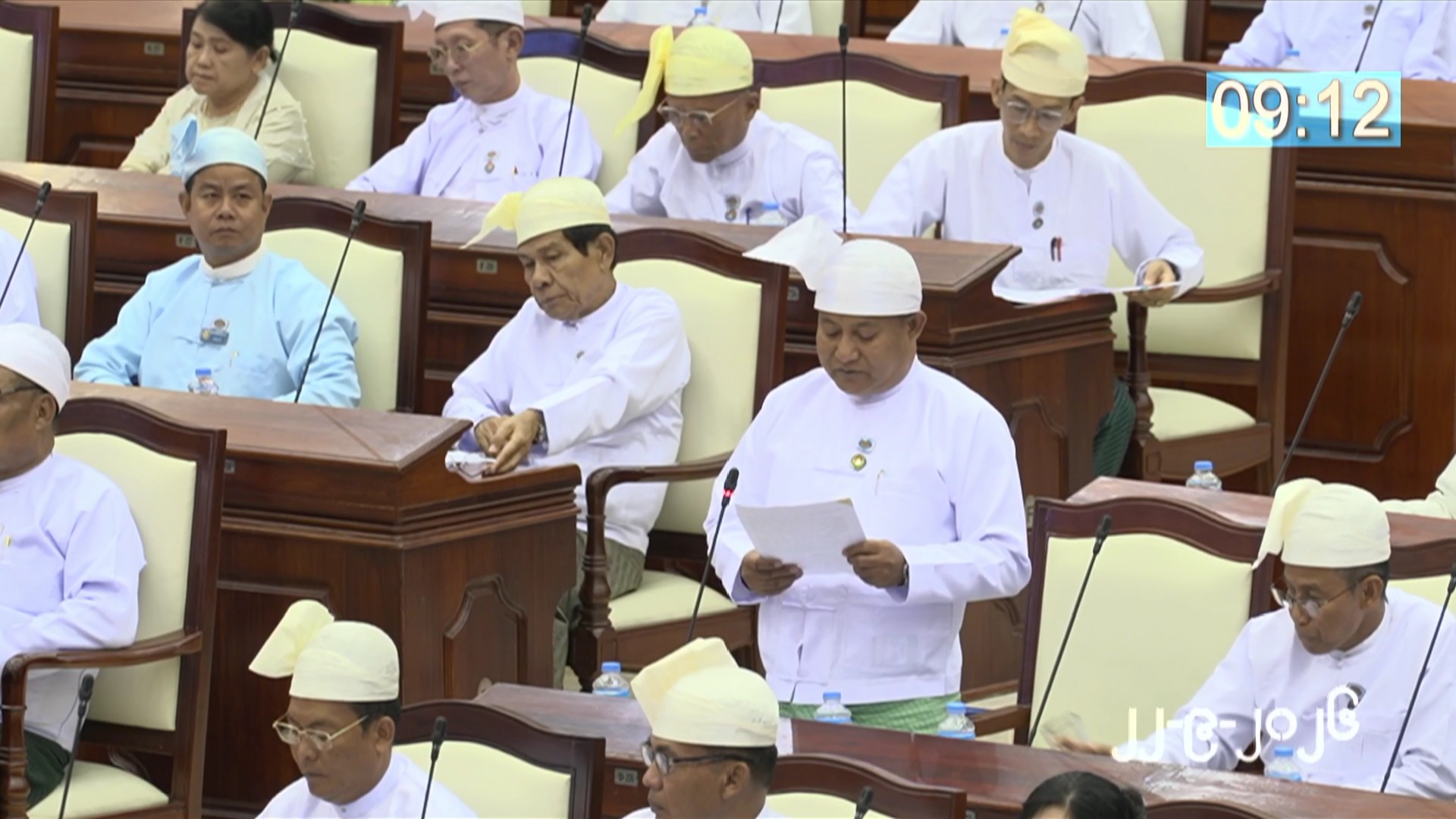 တတိယအကြိမ် ပြည်သူ့လွှတ်တော် တတိယပုံမှန်အစည်းအဝေး ဒုတိယနေ့ဆက်လက်ကျင်းပ