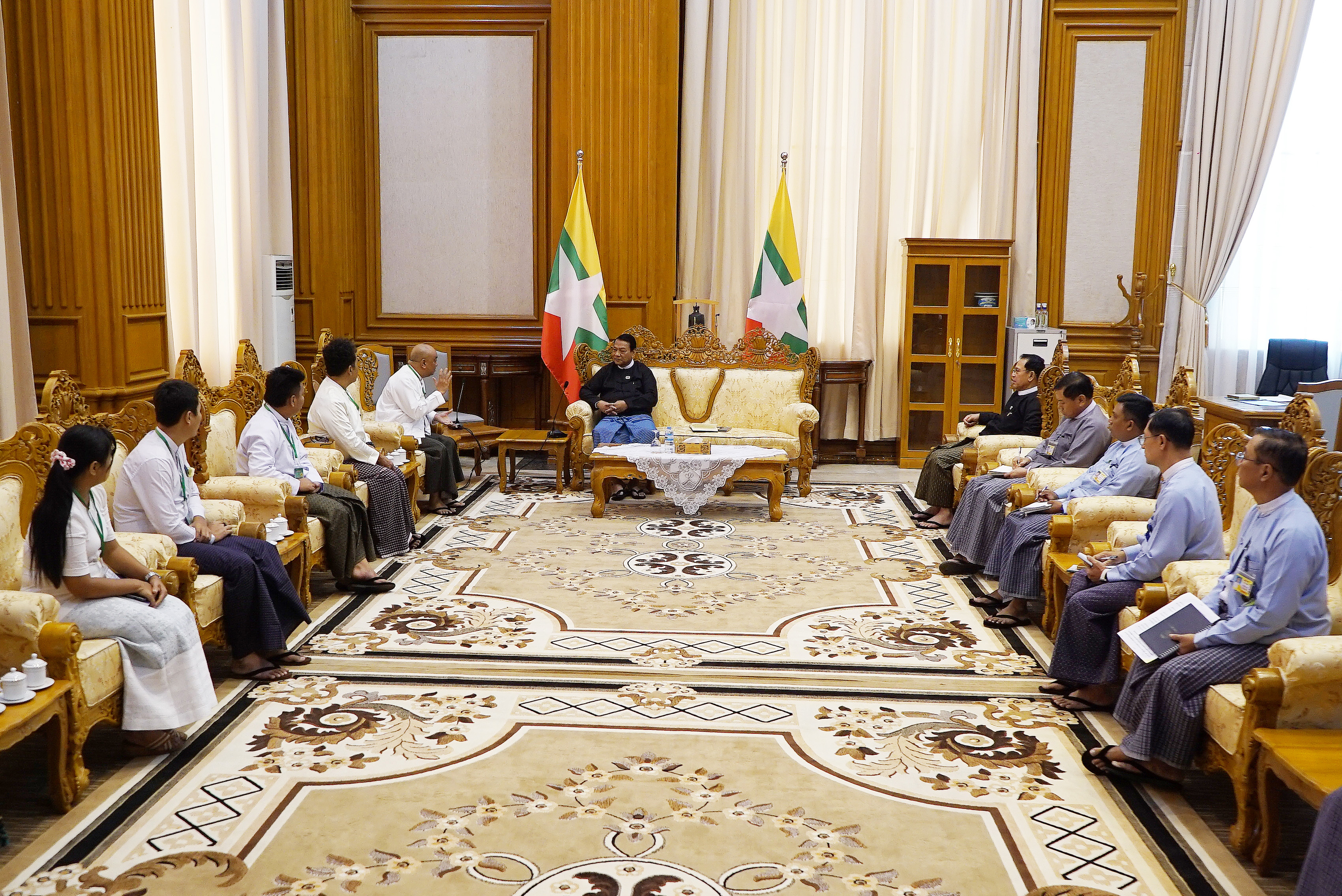 ပြည်သူ့လွှတ်တော်ဥက္ကဋ္ဌ ဦးခင်ရီ ပြည်သူ့လွှတ်တော် ကော်မတီများမှ ဥက္ကဋ္ဌများ၊  အတွင်းရေးမှူးများနှင့်လုပ်ငန်းညှိနှိုင်းအစည်းအဝေးကျင်းပ