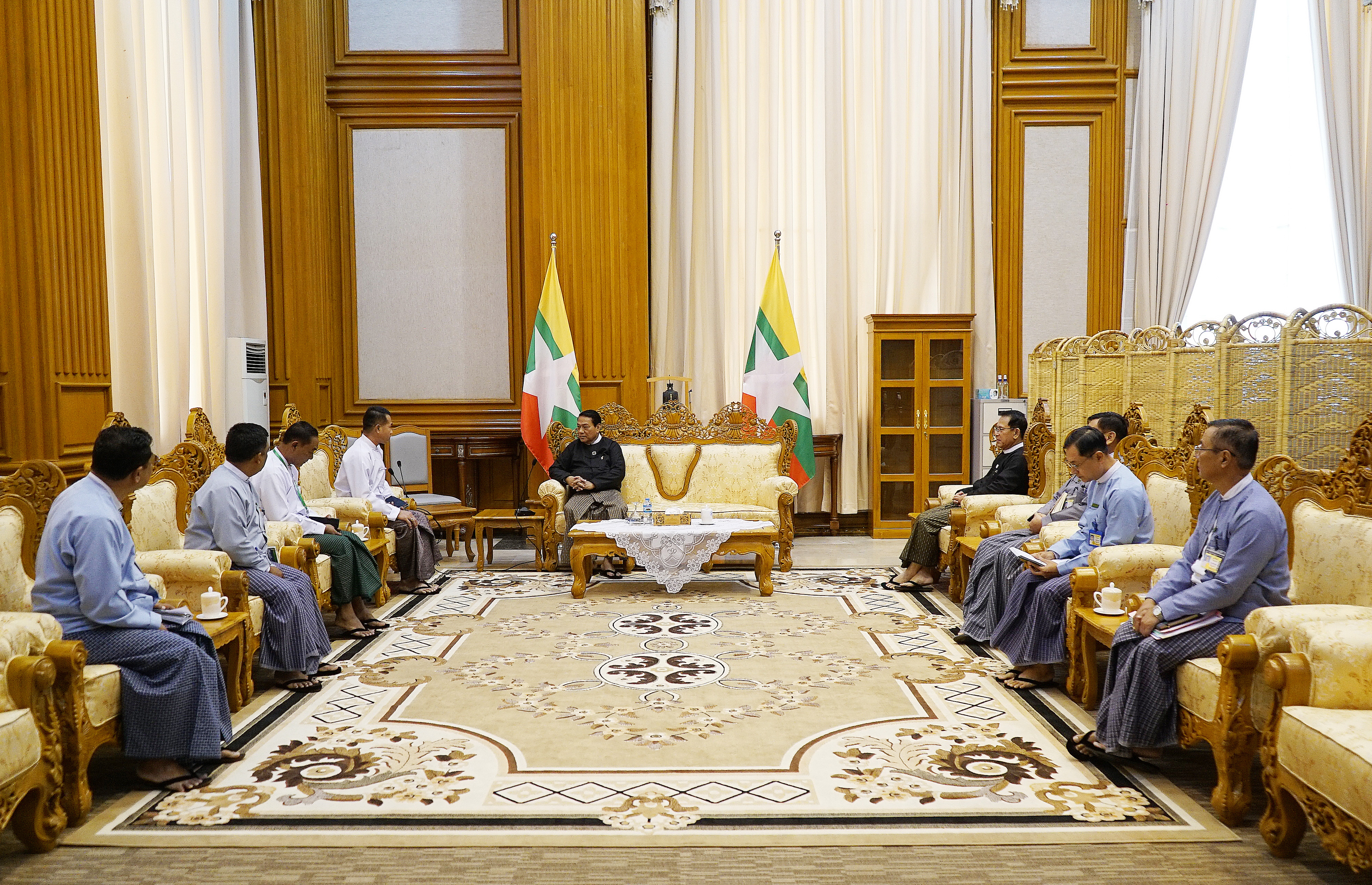 ပြည်သူ့လွှတ်တော်ရုံး၊ ဝန်ထမ်းများအတွက် စက်ဘီးများပေးအပ်လှူဒါန်းခြင်းအခမ်းအနား ကျင်းပ