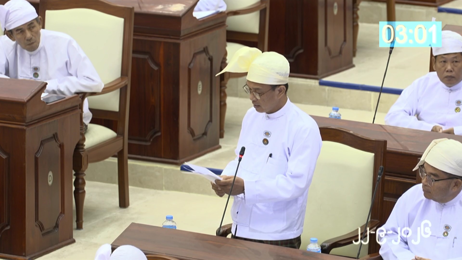 တတိယအကြိမ် ပြည်သူ့လွှတ်တော် တတိယပုံမှန်အစည်းအဝေး ဒုတိယနေ့ဆက်လက်ကျင်းပ