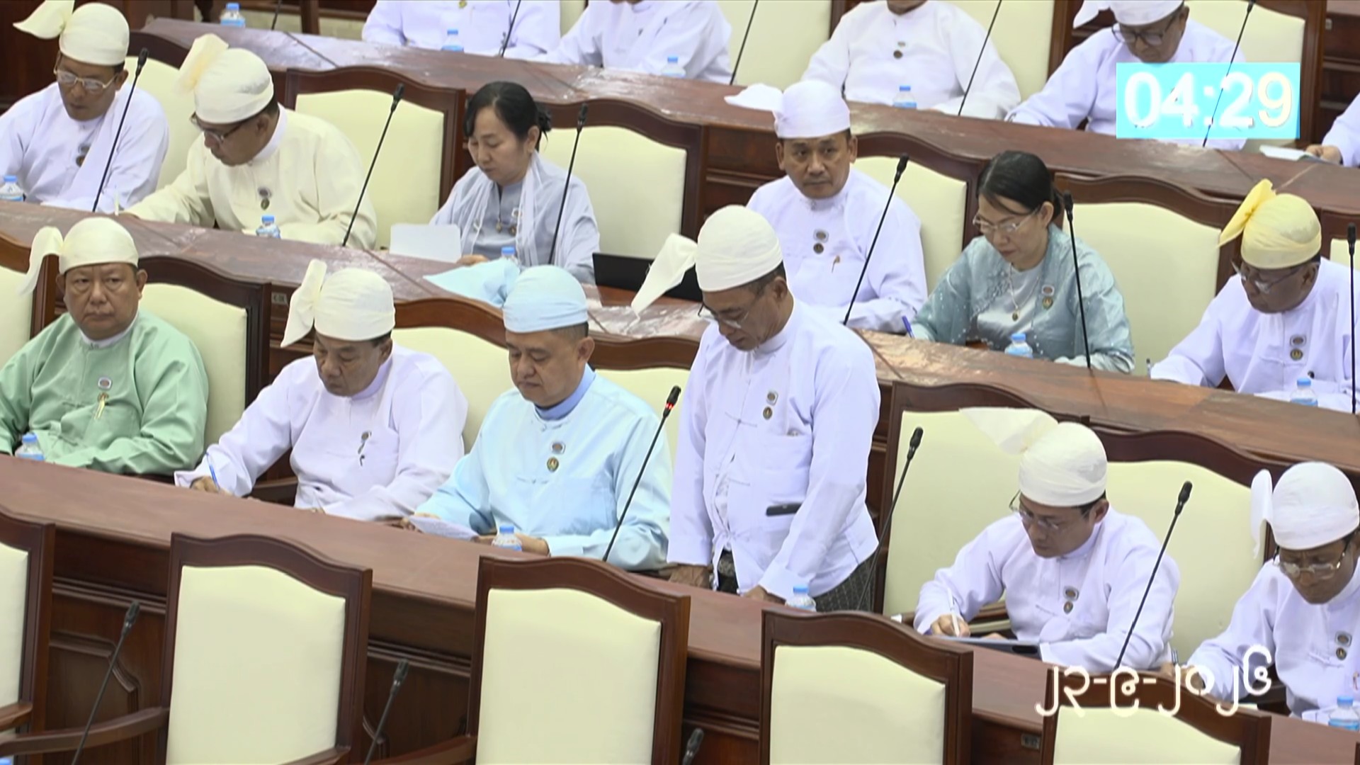 တတိယအကြိမ် ပြည်သူ့လွှတ်တော် တတိယပုံမှန်အစည်းအဝေး တတိယနေ့ ကျင်းပ