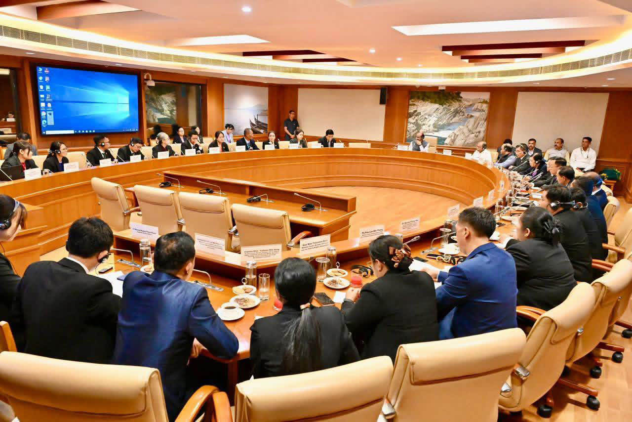 မြန်မာလွှတ်တော်ကိုယ်စားလှယ်များ အိန္ဒိယပါလီမန်တွင် စွမ်းဆောင်ရည်မြှင့်တင်ရေး အစီအစဉ် တက်ရောက်ခြင်း