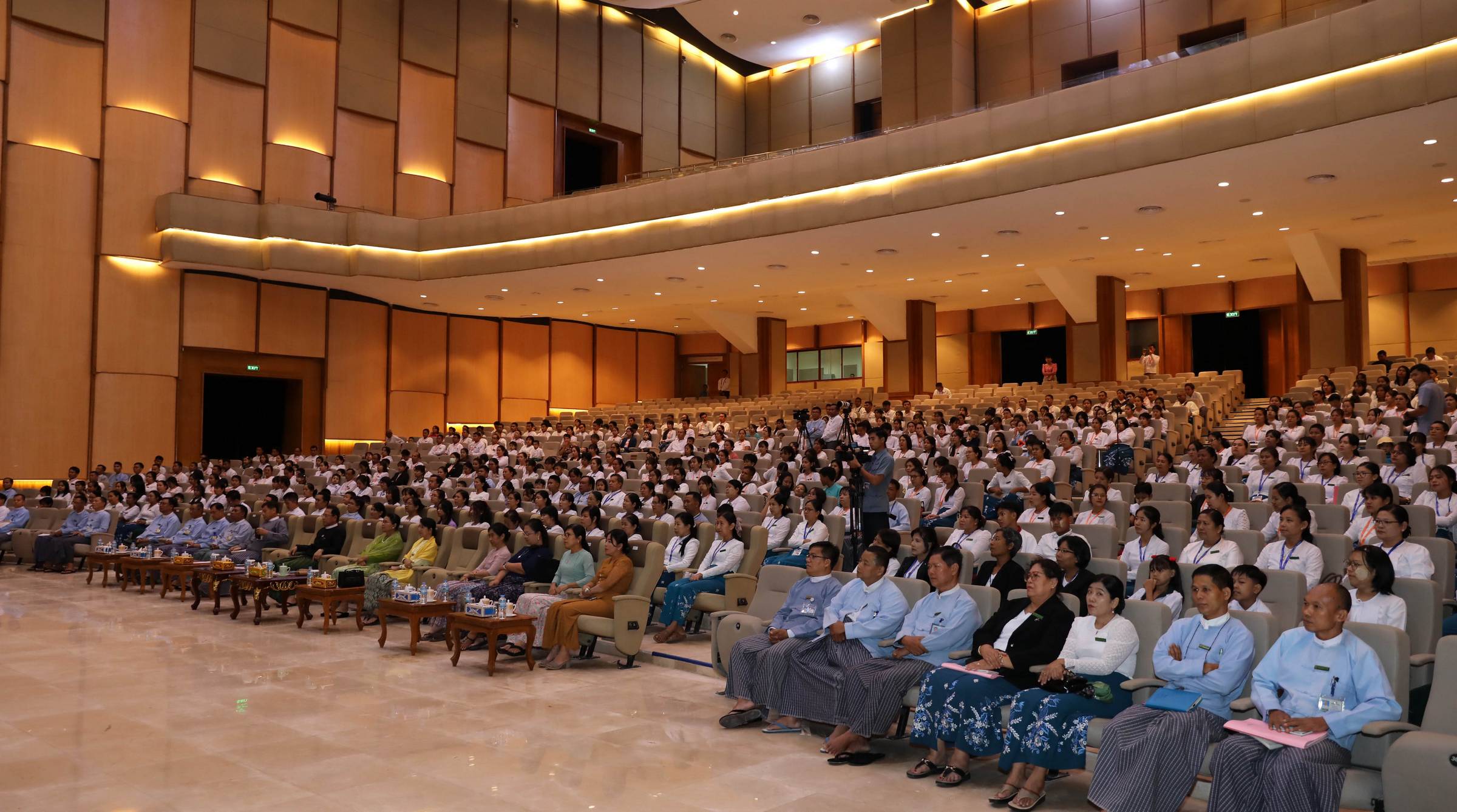 ပြည်သူ့လွှတ်တော်ဥက္ကဋ္ဌ ဦးခင်ရီ ပြည်သူ့လွှတ်တော်ရုံး၊ ၂၀၂၆-၂၀၂၇ ပညာသင်နှစ်အတွက် ပညာသင်ထောက်ပံ့ငွေ နှင့် ကျောင်းသုံးပစ္စည်းများပေးအပ်ခြင်း အခမ်းအနားသို့တက်ရောက်အမှာစကားပြောကြား
