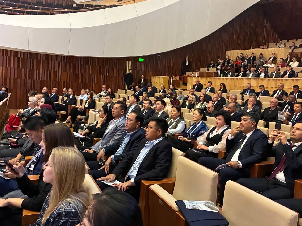ပြည်သူ့လွှတ်တော် ဒုတိယဥက္ကဋ္ဌ ဦးမောင်မောင်အုန်း ဦဆောင်သော ကိုယ်စားလှယ်အဖွဲ့၏  စက်တင်ဘာ ၁၈ ရက်နေ့ ဆောင်ရွက်မှုများ