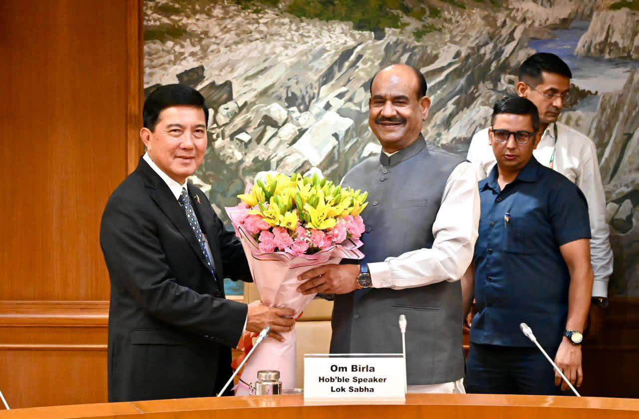 မြန်မာလွှတ်တော်ကိုယ်စားလှယ်များ အိန္ဒိယပါလီမန်တွင် စွမ်းဆောင်ရည်မြှင့်တင်ရေး အစီအစဉ် တက်ရောက်ခြင်း