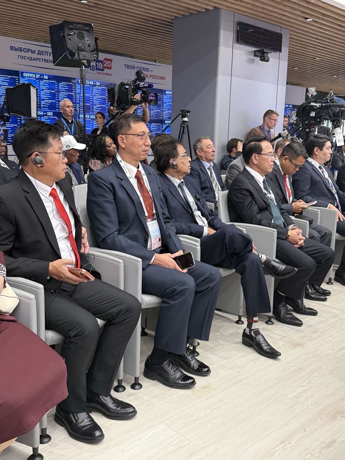 ပြည်သူ့လွှတ်တော်ဒုတိယဥက္ကဋ္ဌ  ဦးမောင်မောင်အုန်း ဦးဆောင်သော  ကိုယ်စားလှယ် အဖွဲ့၏ စက်တင်ဘာ ၂၁ ရက်နေ့ ဆောင်ရွက်မှုများ