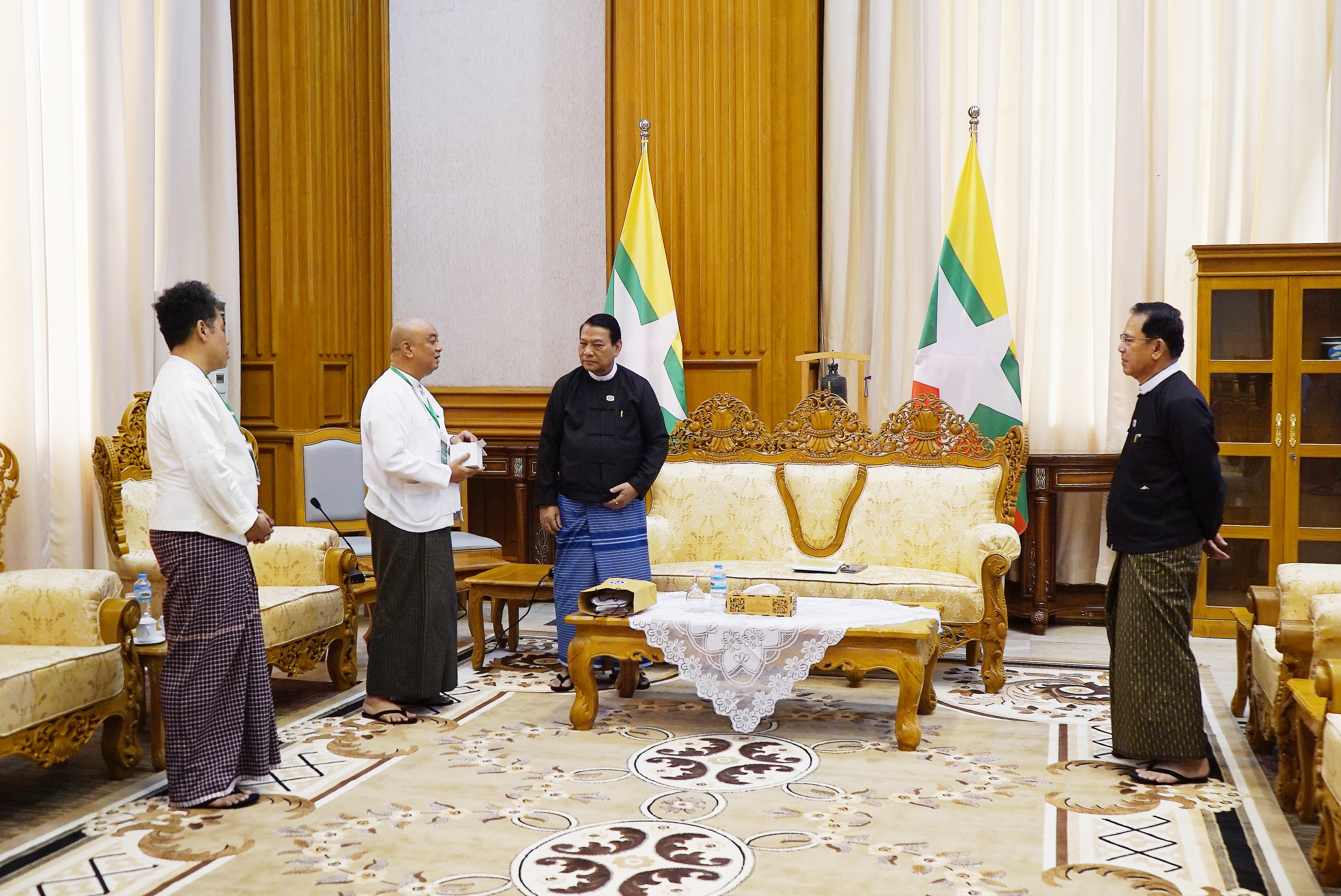 ပြည်သူ့လွှတ်တော်ဥက္ကဋ္ဌ ဦးခင်ရီ ပြည်သူ့လွှတ်တော် ကော်မတီများမှ ဥက္ကဋ္ဌများ၊  အတွင်းရေးမှူးများနှင့်လုပ်ငန်းညှိနှိုင်းအစည်းအဝေးကျင်းပ