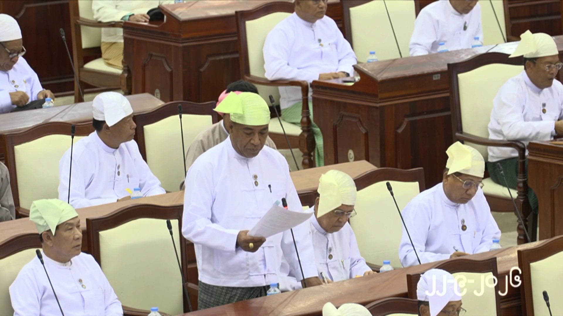 တတိယအကြိမ် ပြည်သူ့လွှတ်တော် တတိယပုံမှန်အစည်းအဝေး ဒုတိယနေ့ဆက်လက်ကျင်းပ