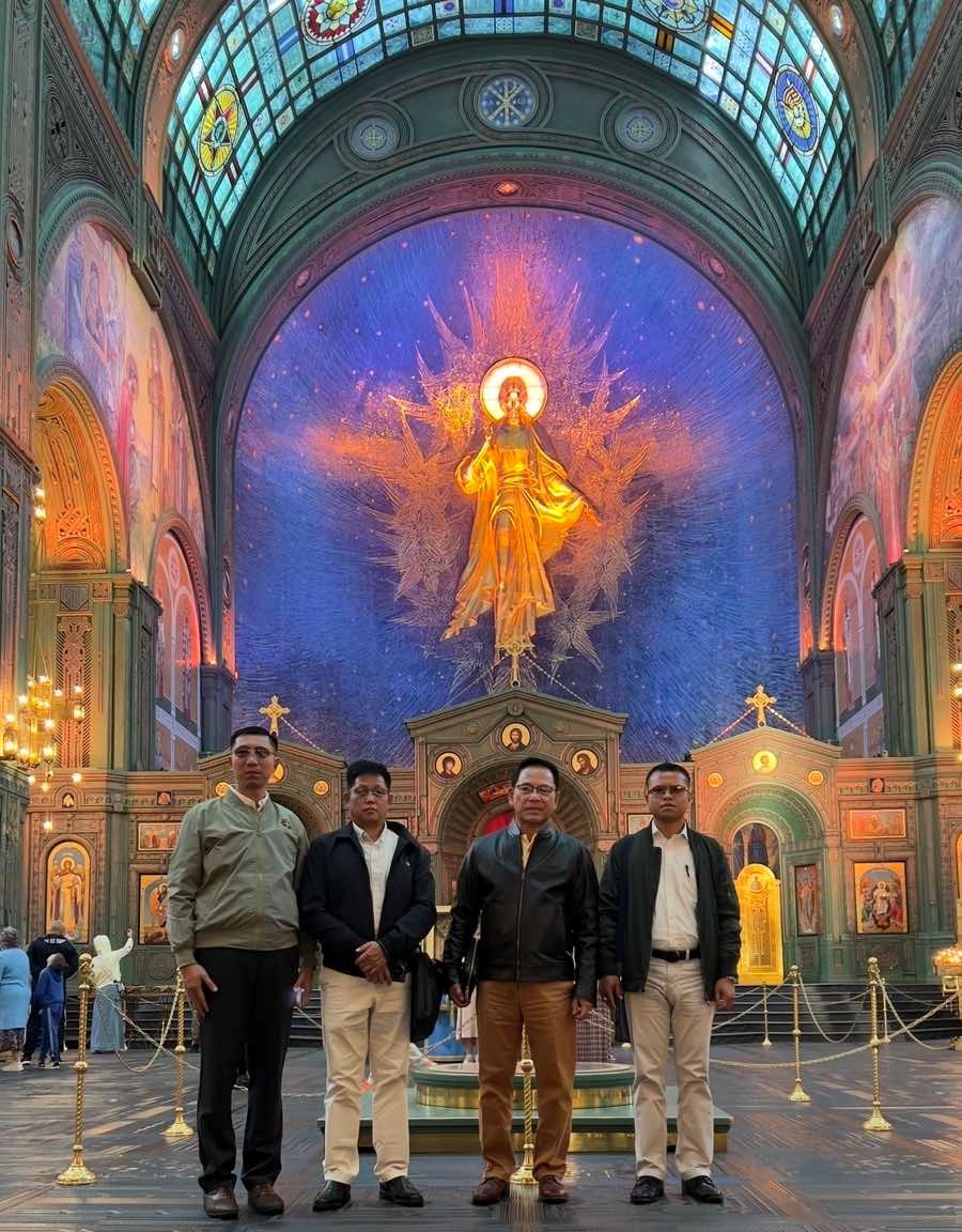 ရုရှားဖက်ဒရေးရှင်းနိုင်ငံ၊ မော်စကိုမြို့ ခရီးစဉ်အတွင်း ပြည်သူ့လွှတ်တော် ဒုတိယဥက္ကဋ္ဌ ဦးမောင်မောင်အုန်း ဦးဆောင်သည့် ကိုယ်စားလှယ်အဖွဲ့၏  စက်တင်ဘာလ ၁၇ ရက်နေ့ လှုပ်ရှားမှု